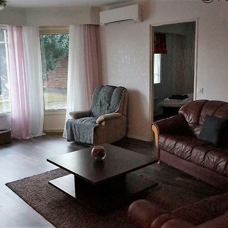 4 Bedrooms Near Center - Kranni Pori Luaran gambar